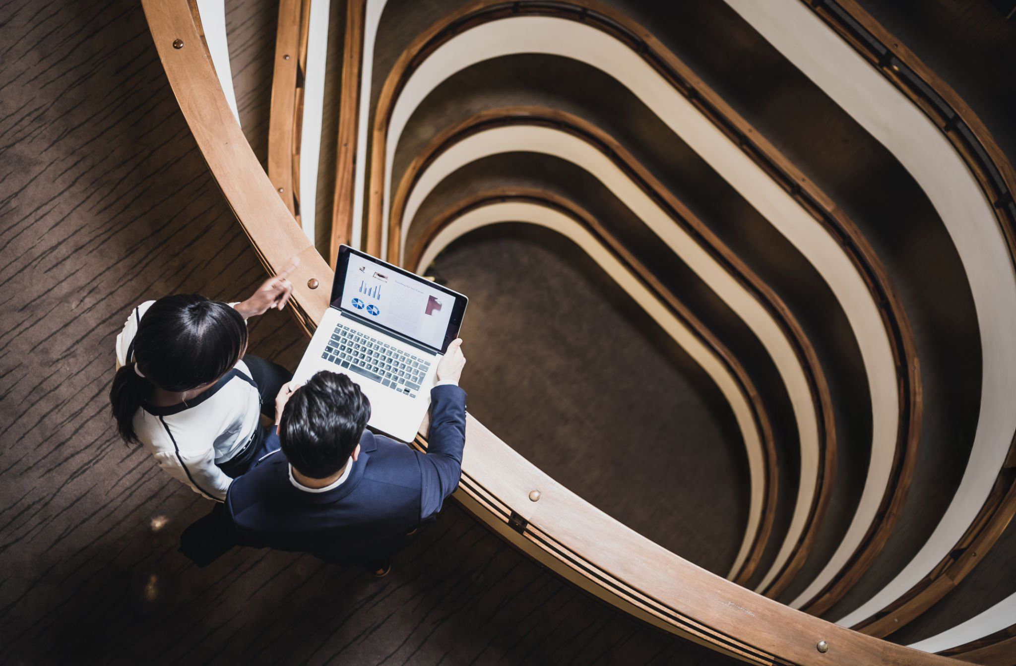 Professional collaboration and expertise in modern workspace